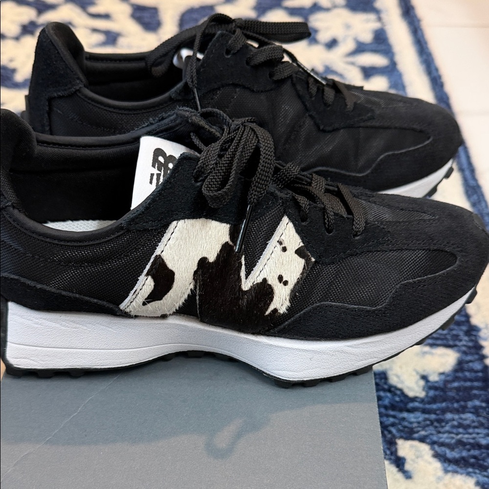 New Balance 327 Sneakers - Picture 4 of 5